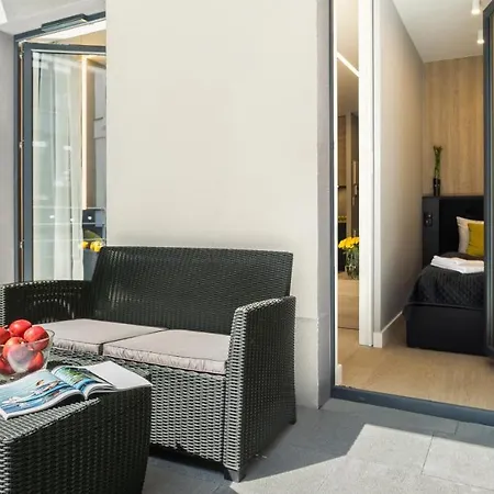 Rakowicka 20h By Let's Apartmán *