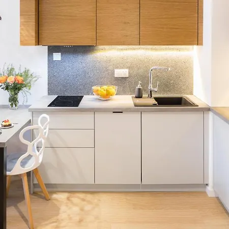 Rakowicka 20h By Let's *