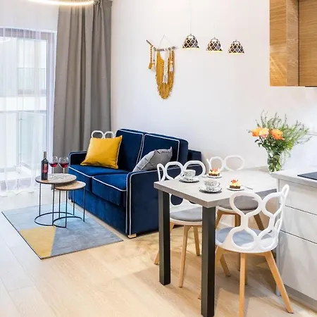 Rakowicka 20h By Let's *